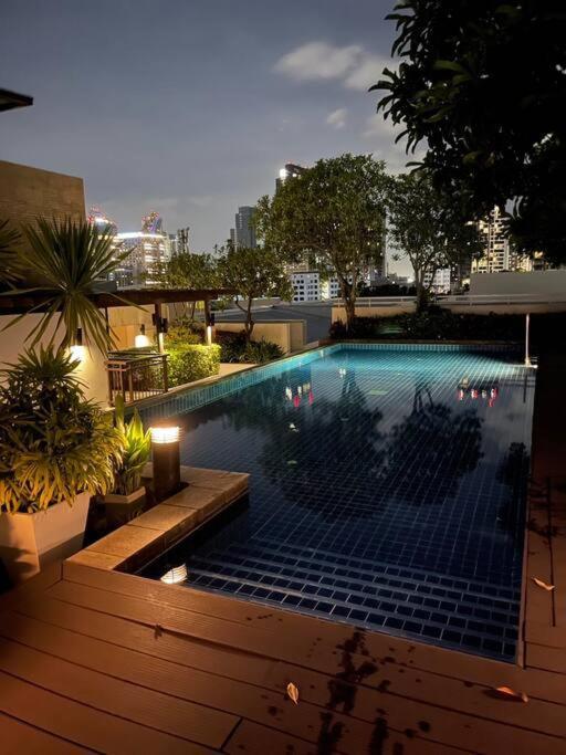 Delightful Condo In Central Location At Sukhumvit 49 Bangkok Exterior photo